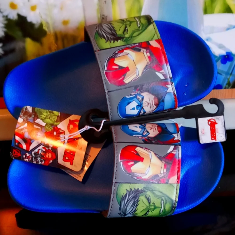 Marvel Blue and Gray Sandals with Cartoon Design Children's - Picture 2 of 4